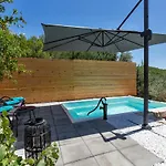 Olive Garden-pool, Privacy & Parking *