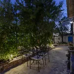 Olive Garden-pool, Privacy & Parking 펜션
