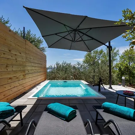 Olive Garden-pool, Privacy&beach Parking