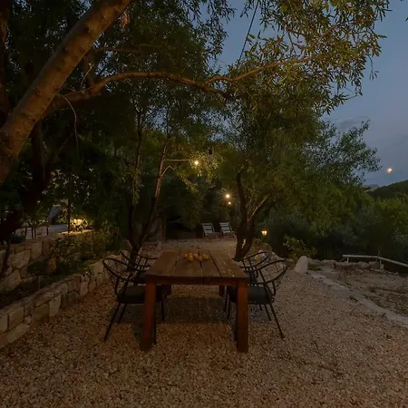Olive Garden-pool, Privacy&beach Parking *