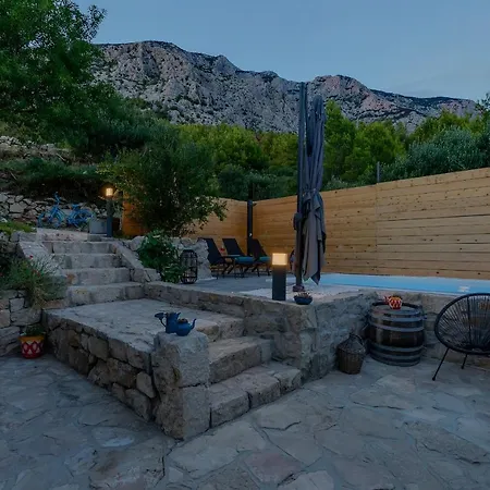 Olive Garden-pool, Privacy&beach Parking *