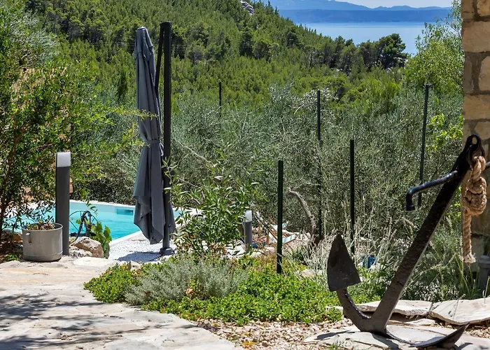 Olive Garden-pool, Privacy & Parking بيت للعطل *