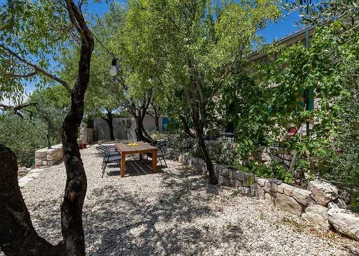 بيت للعطل Olive Garden-pool, Privacy & Parking