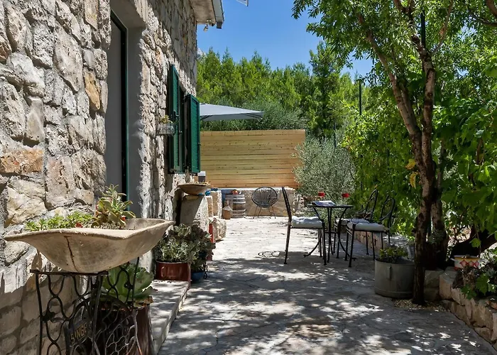 بيت للعطل Olive Garden-pool, Privacy & Parking ماكارسكا