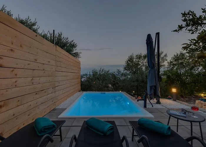 بيت للعطل Olive Garden-pool, Privacy & Parking